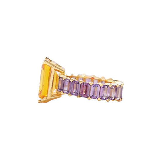 Ultra ring yellow gold lilac