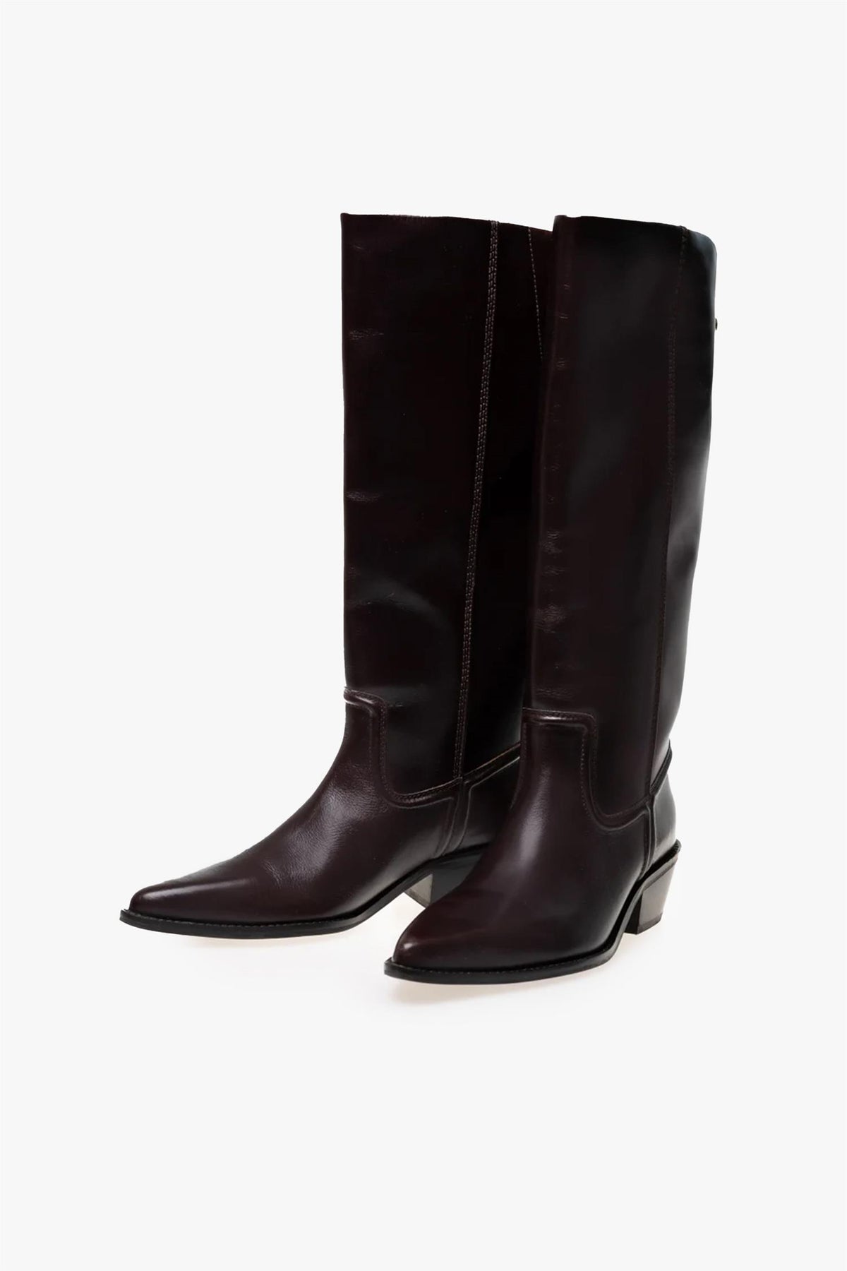 Poke boots