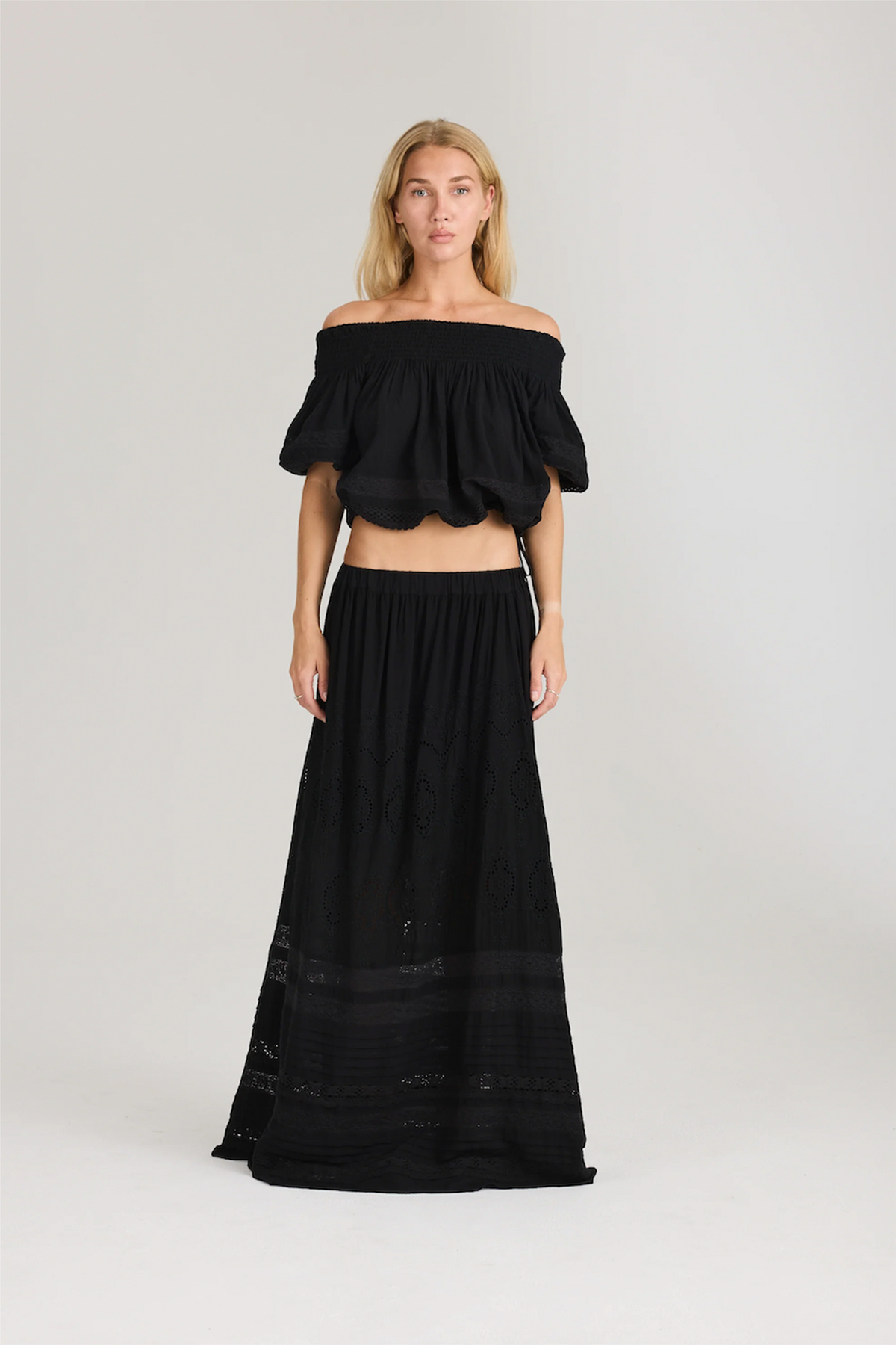 Lita off-shoulder top