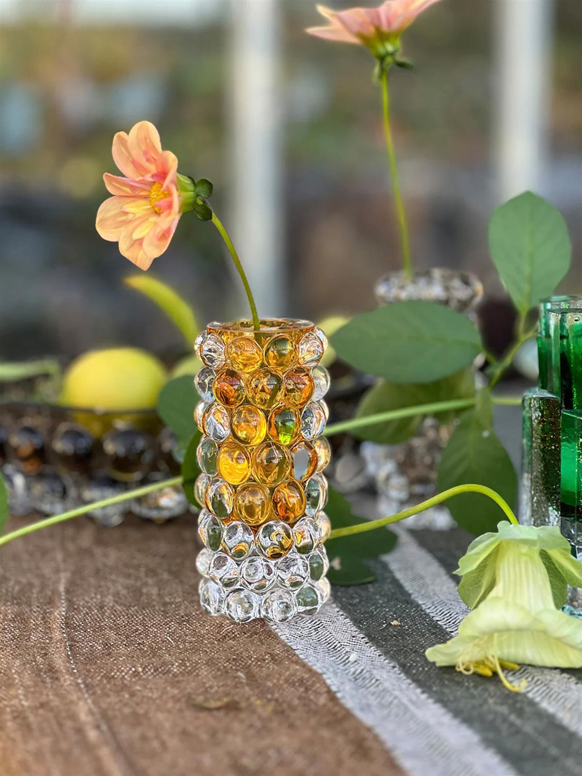 Hurricane boule mini vase amber