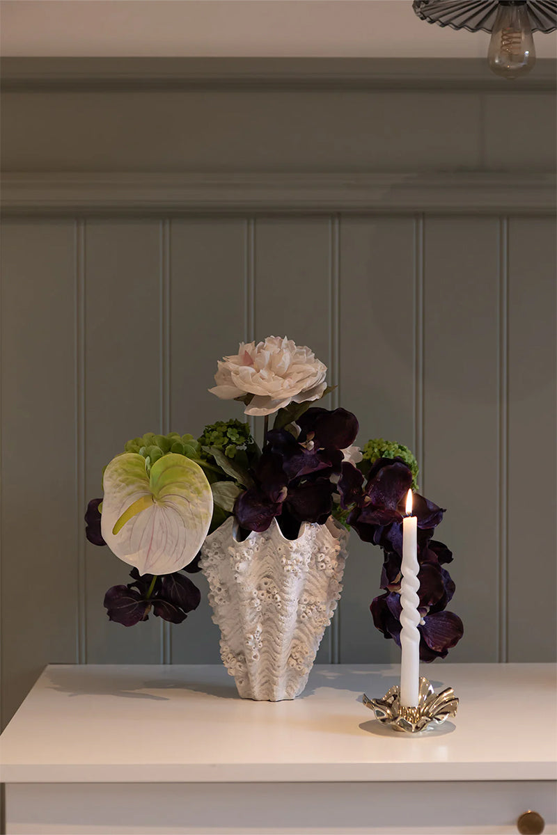 Naya vase