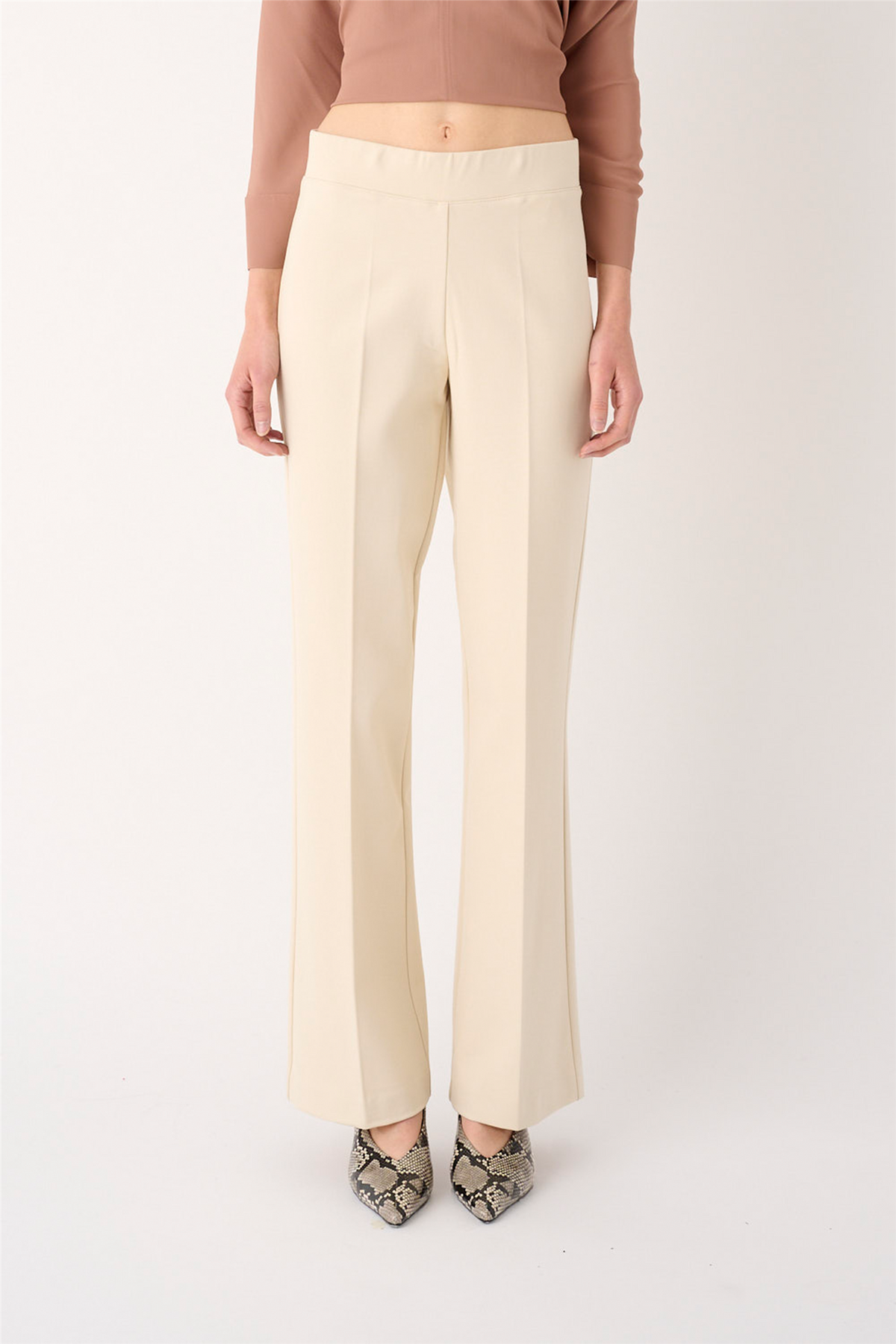 M6FA04 pants