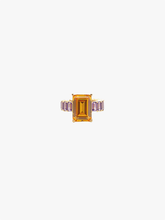 Ultra ring yellow gold lilac