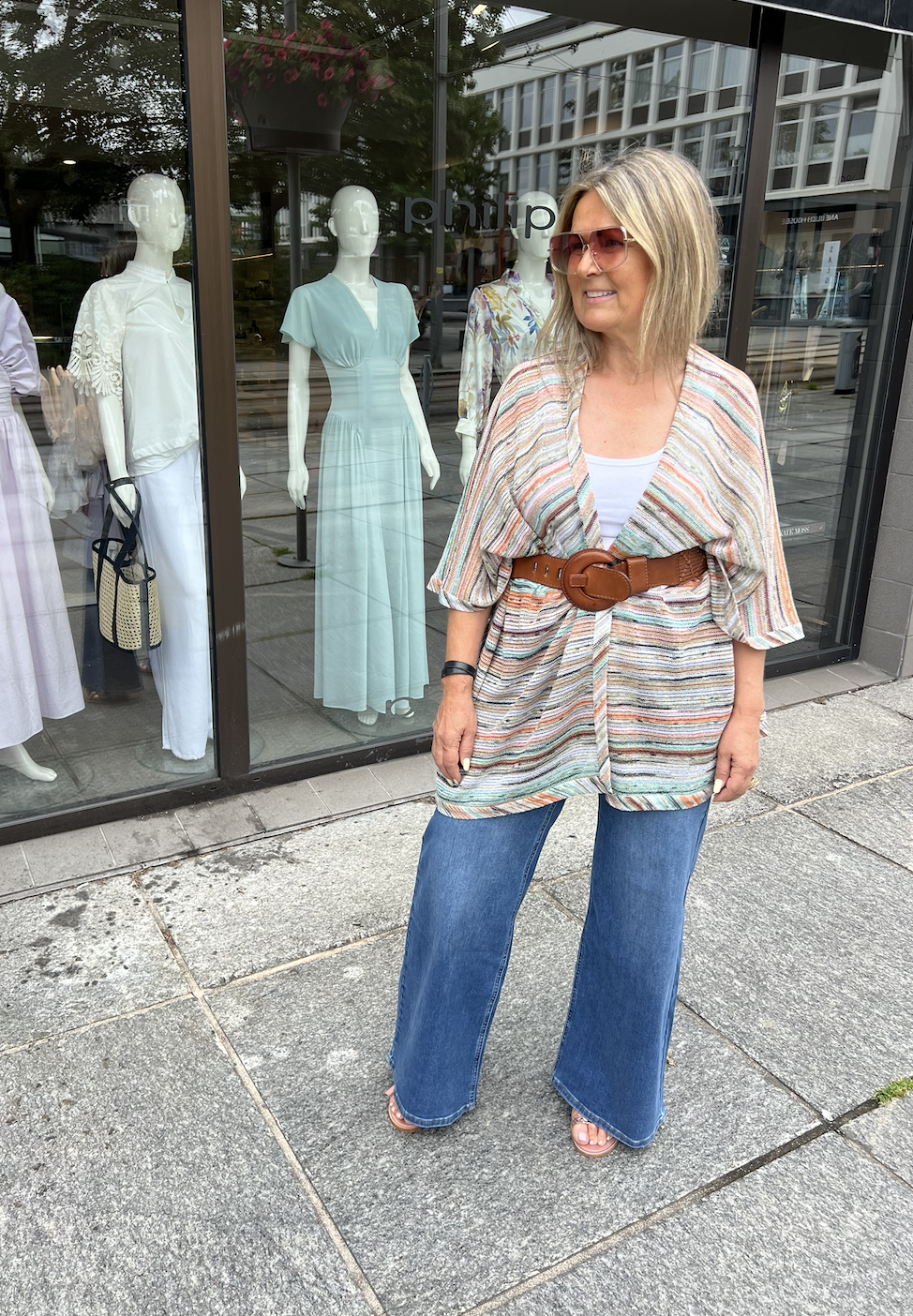 63bcc8e8-b03f-447a-9292-b83611cf2a65.png Missoni poncho - Bilde 1